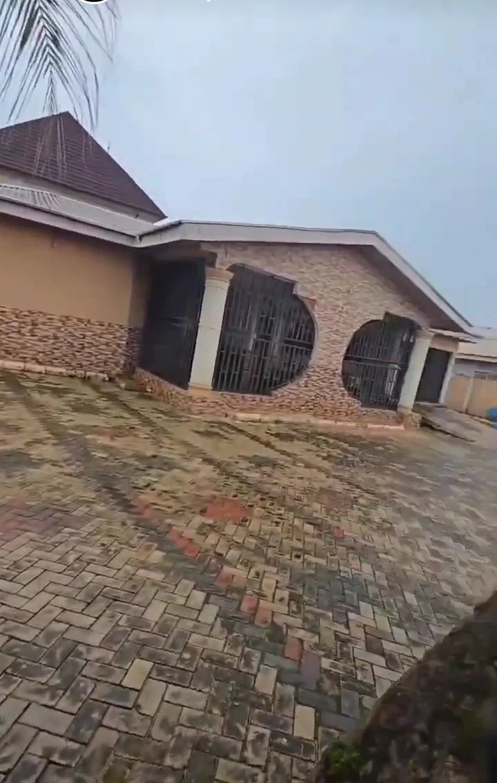 Bungalow for Sale in Igbinosa area, Edo - Image 1