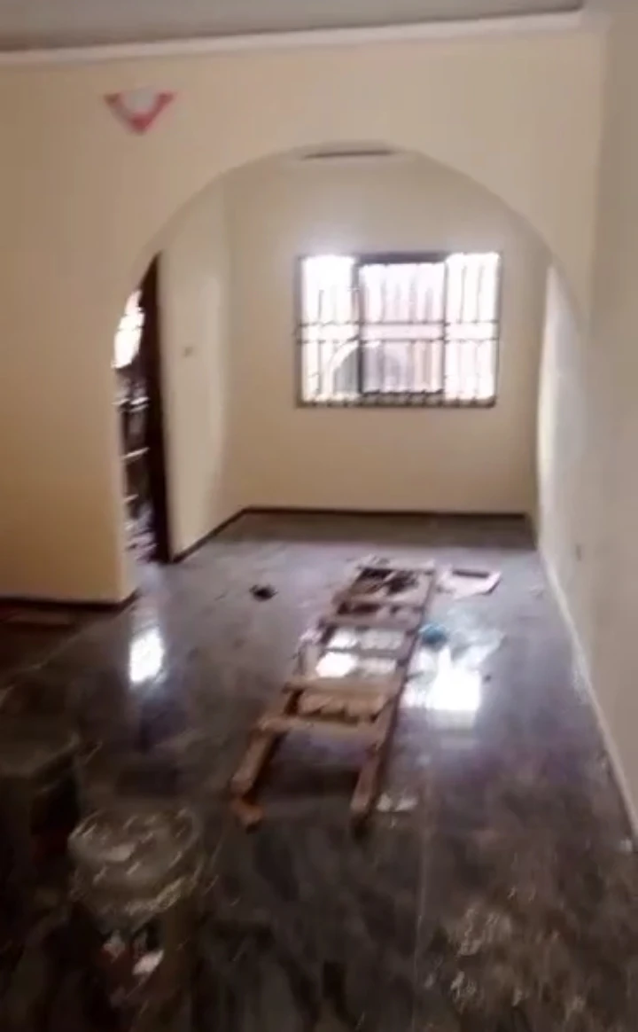 2 Bedroom Flat for Rent in Benoni off airport road, Edo - Image 1