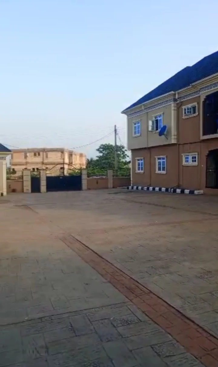 3 Bedroom Flat for Sale in Ewabogun, Edo - Image 1