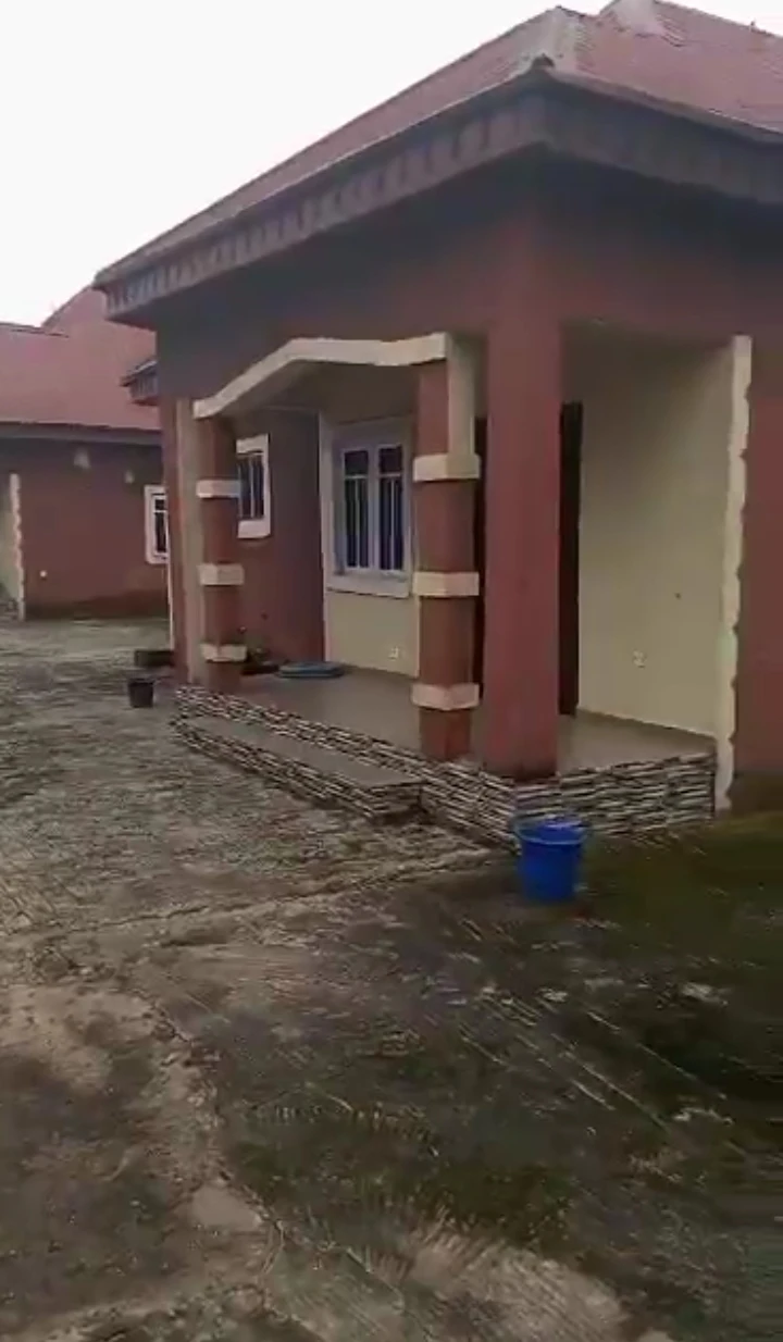 Bungalow for Sale in Back of winners Sapele road, Edo - Image 1