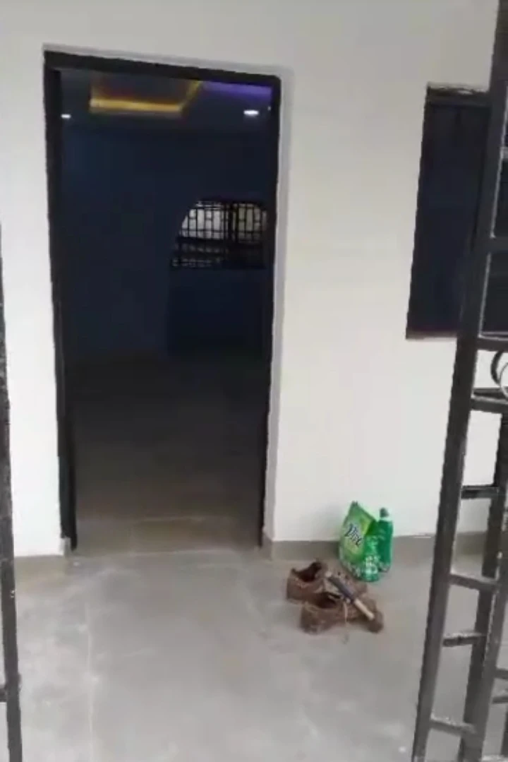 3 Bedroom Flat for Rent in Abuja Quarters, close to Second Ugbor GRA, Edo cover picture
