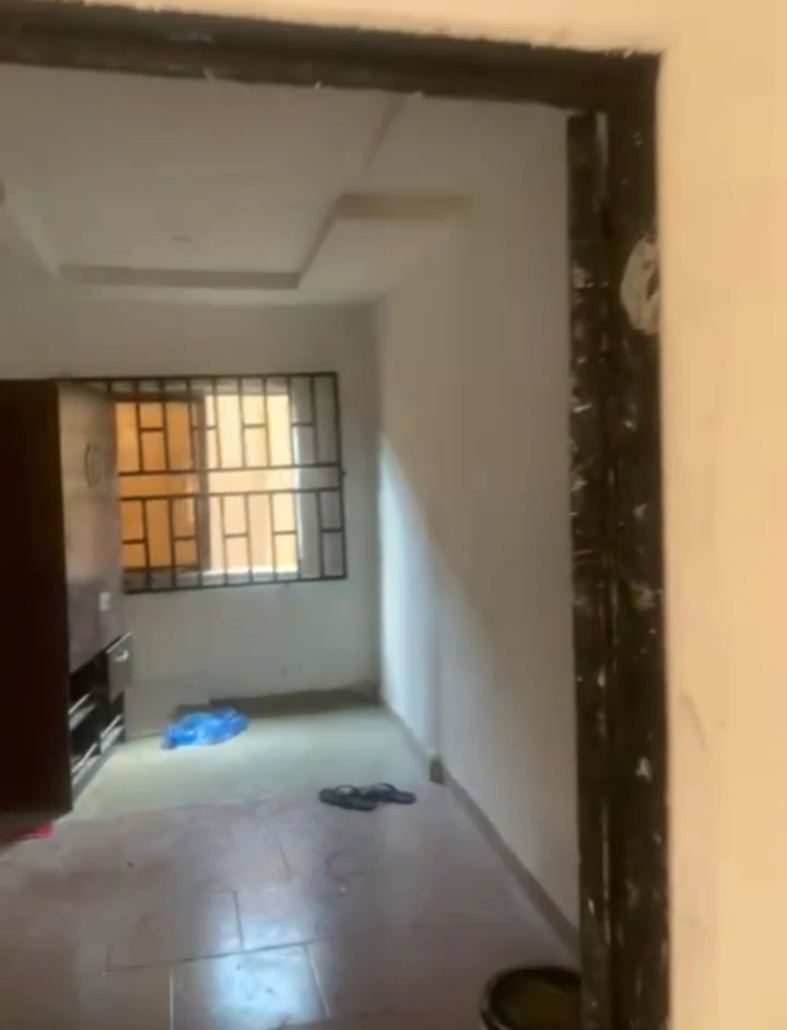 1 Bedroom Flat for Rent in Limit Road, Edo cover picture