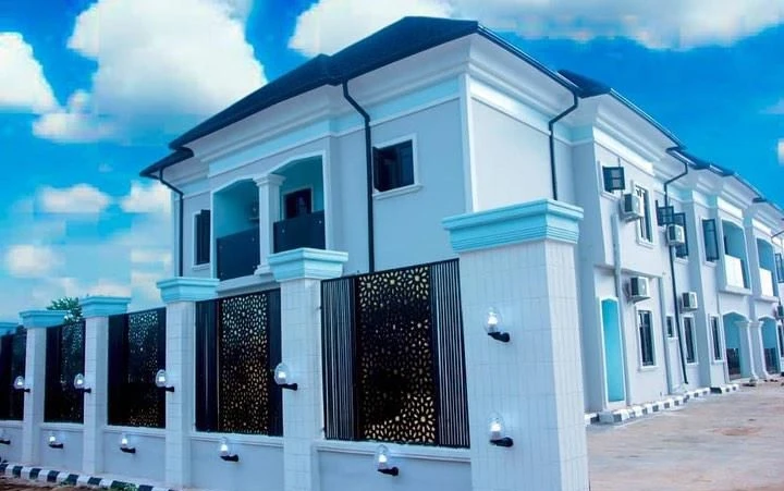 2 Bedroom Flat for Sale in Okabere road off Benin Sapele road, Edo cover picture