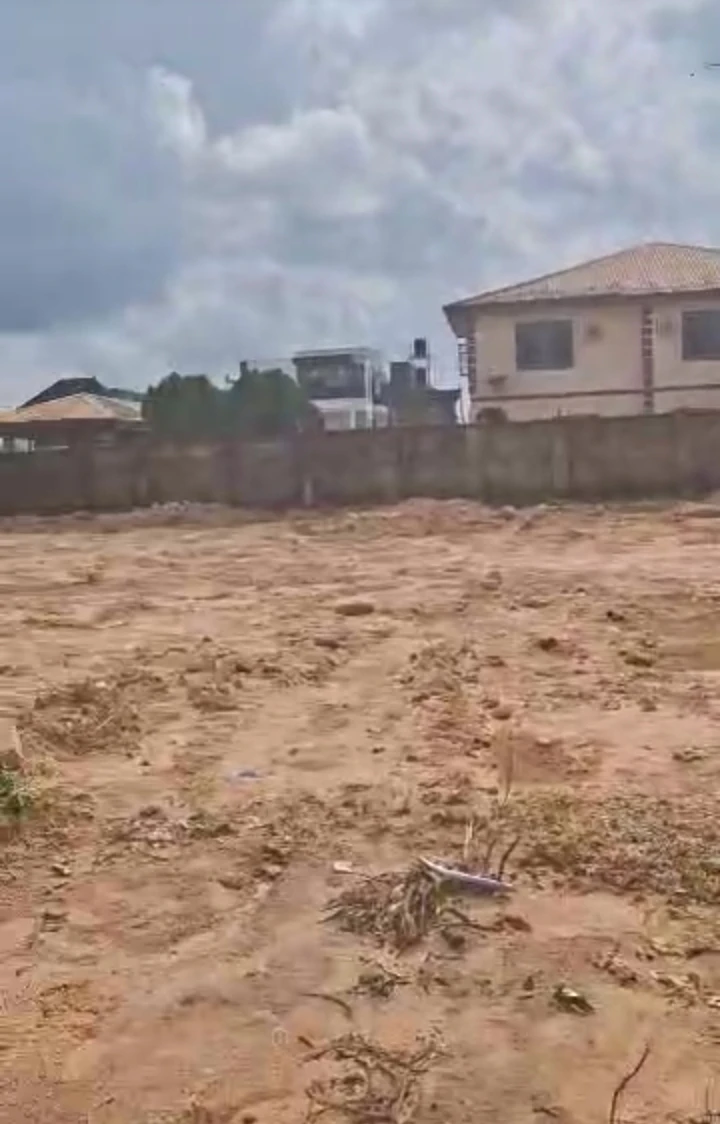 Land for Sale in Nneka street, off First Ugbor GRA, Edo cover picture
