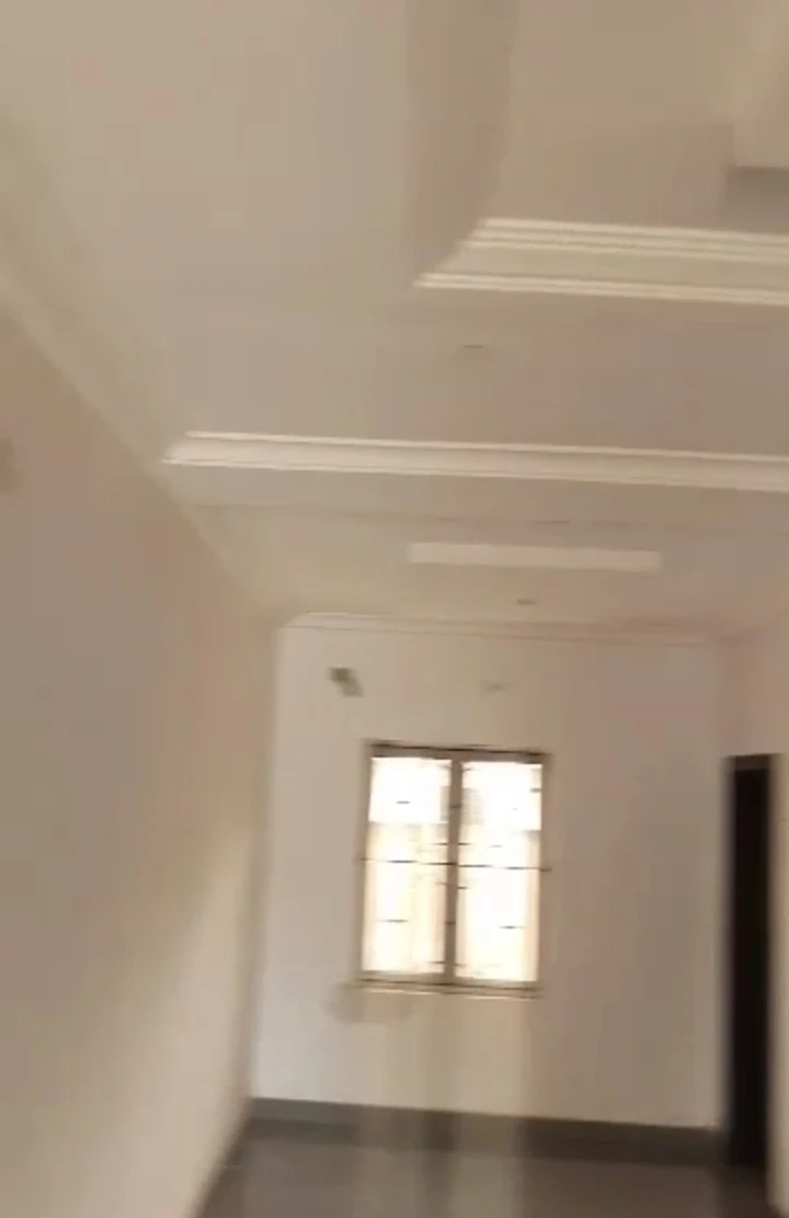 3 Bedroom Flat for Lease in Limit road off Sapele road, Edo cover picture