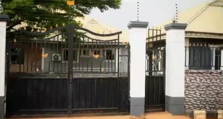 Bungalow for Sale in Bellesima road, Edo cover picture