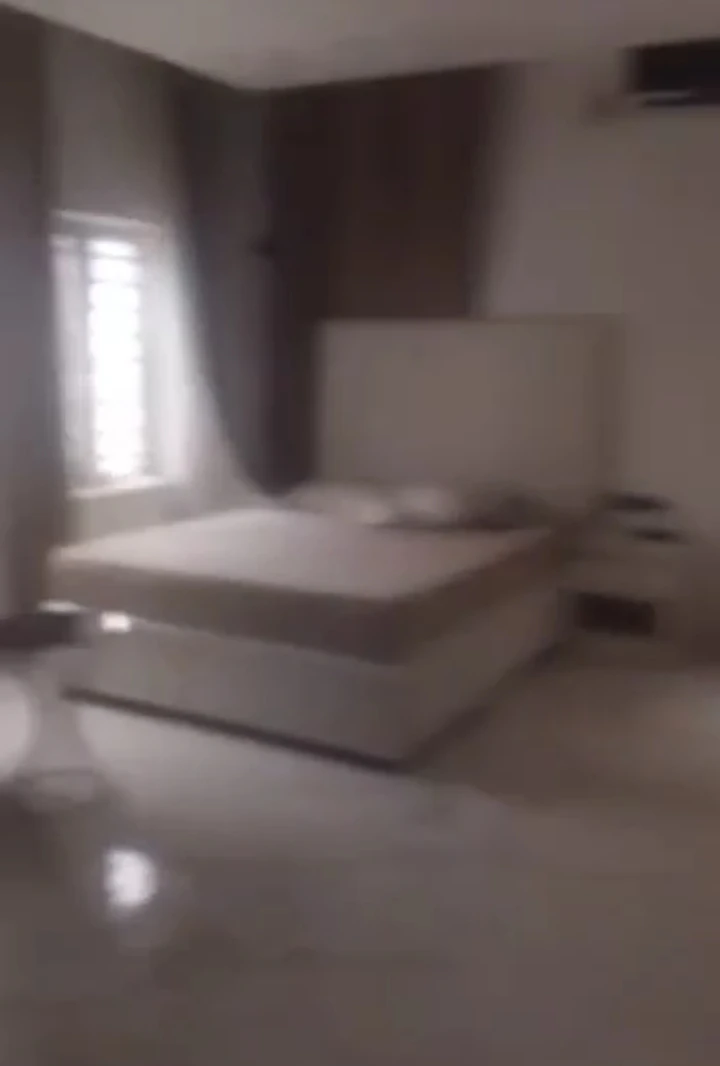 Duplex for Rent in First Ugbor by Akpabor, Edo cover picture