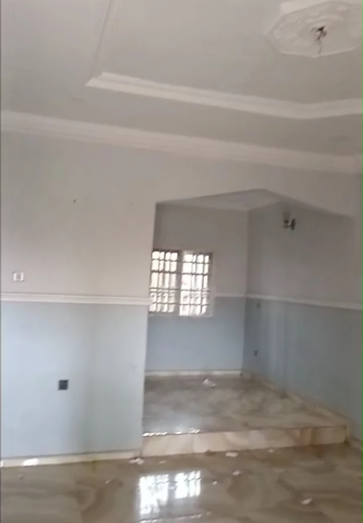 3 Bedroom Flat for Rent in Honey G off airport road, Edo cover picture