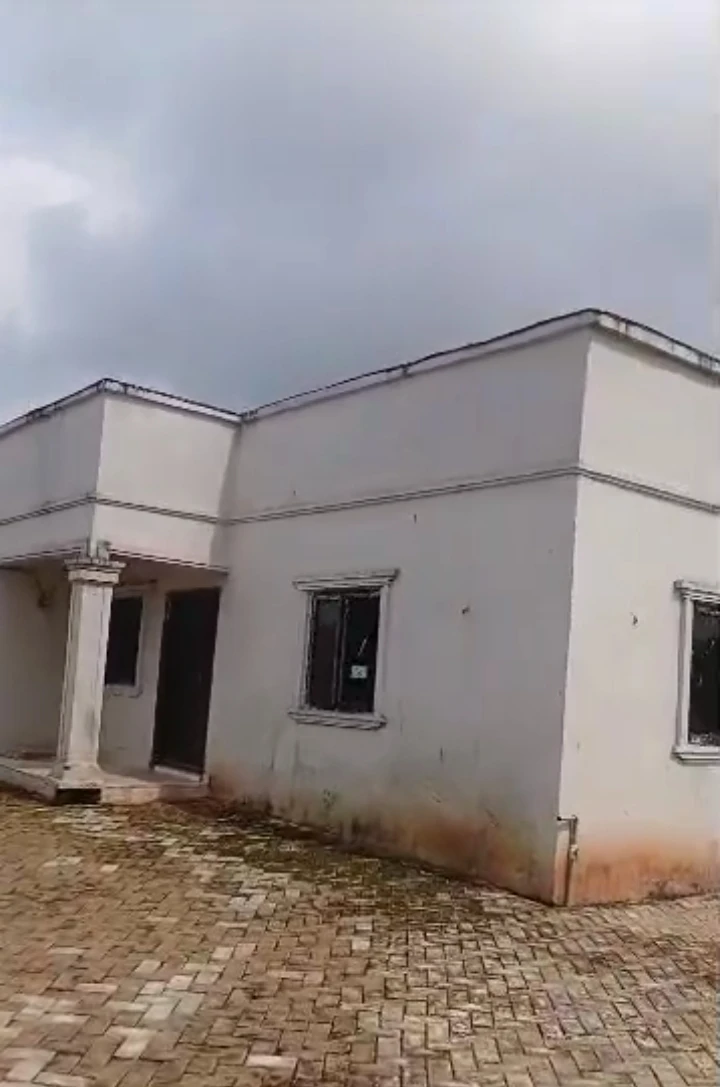 2 Bedroom Flat for Sale in Okhoromi community, Katsina cover picture