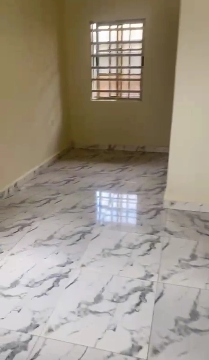 2 Bedroom Flat for Sale in Ewkukwu, Edo cover picture