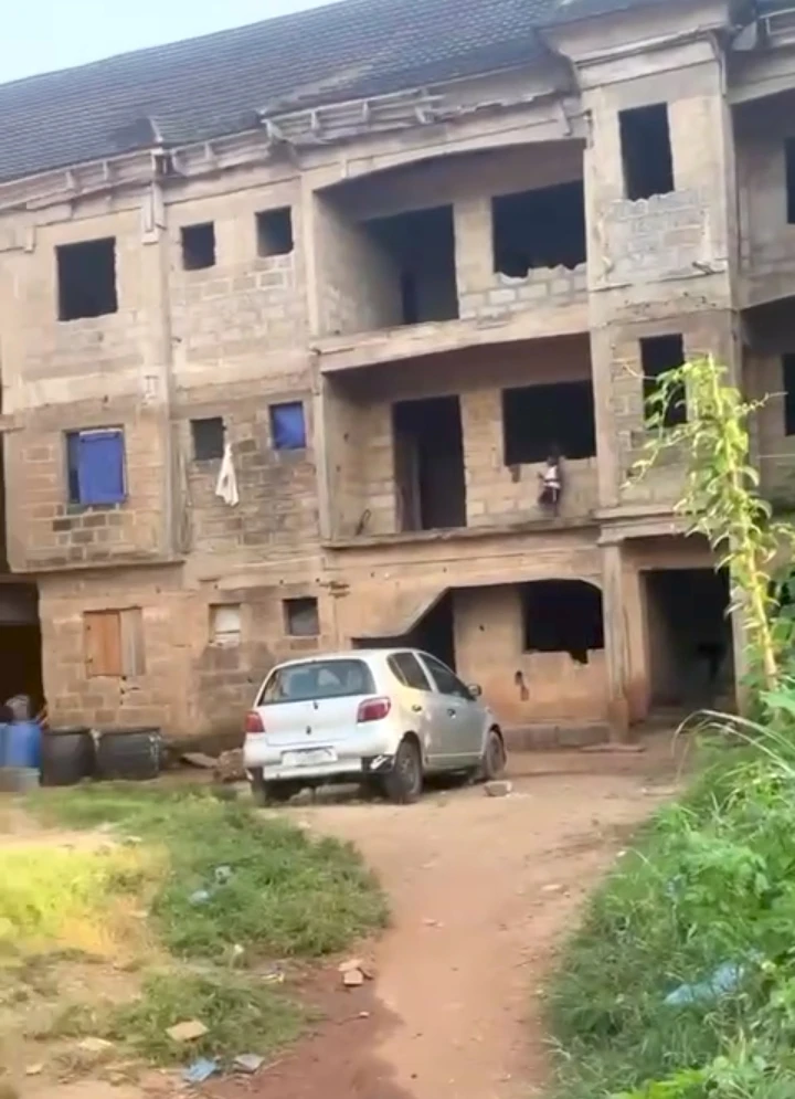 Uncompleted Building for Sale in Lounge street off Omoma road, Edo cover picture