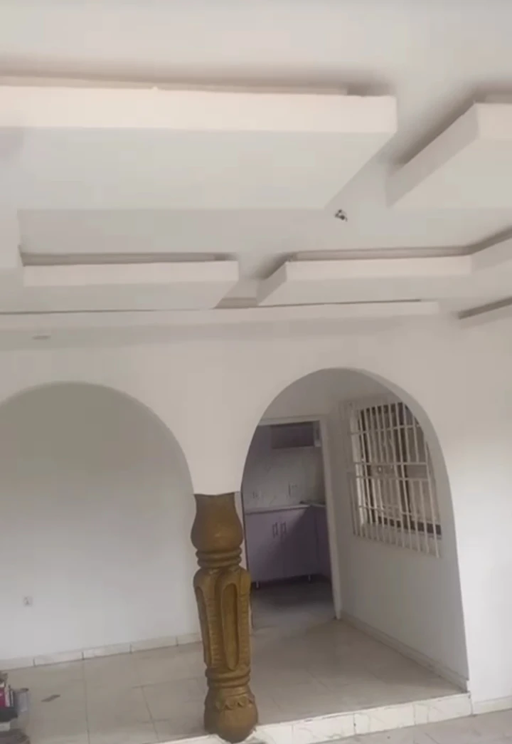 3 Bedroom Flat for Rent in Igbinosa street off airport road, Edo cover picture