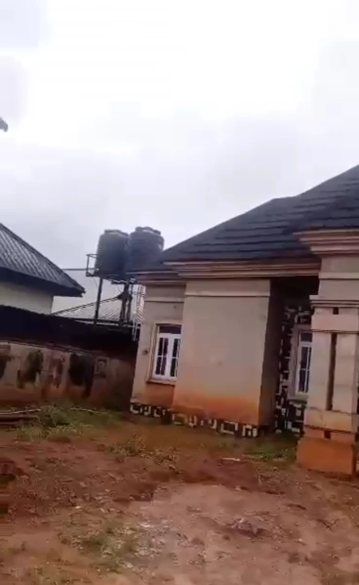 Bungalow for Sale in Okabere road off Benin Sapele road, Edo cover picture