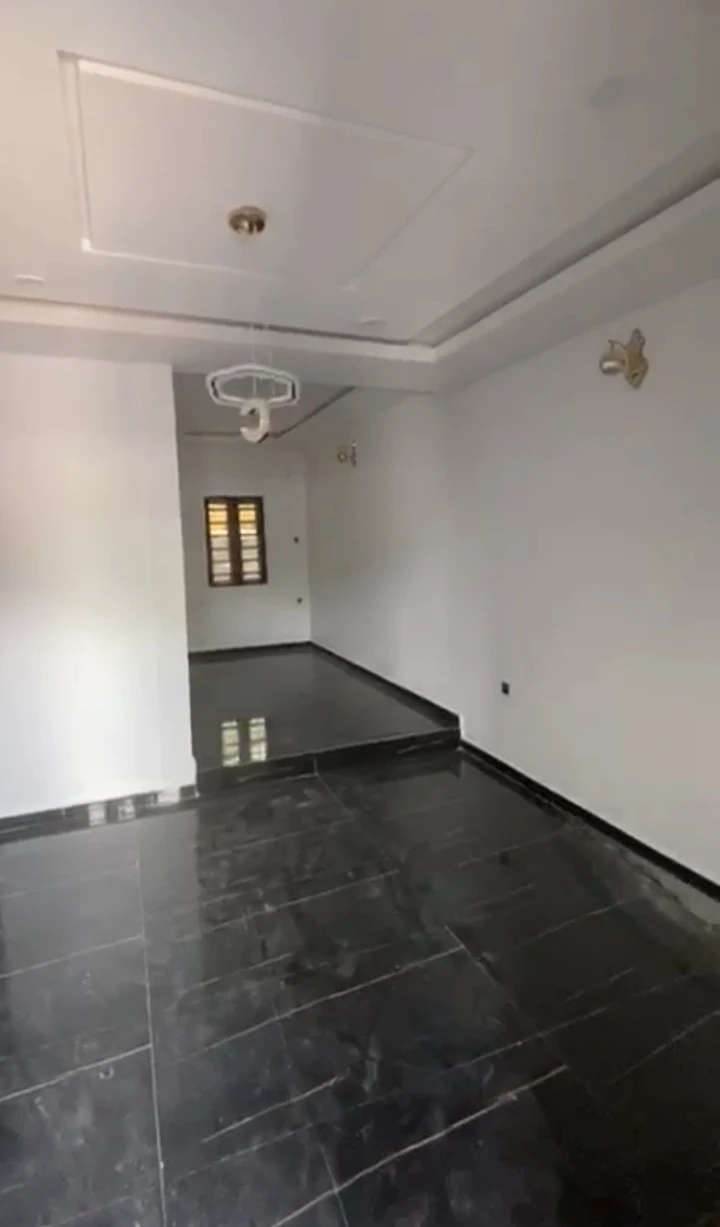 2 Bedroom Flat for Rent in Amagba, Edo cover picture