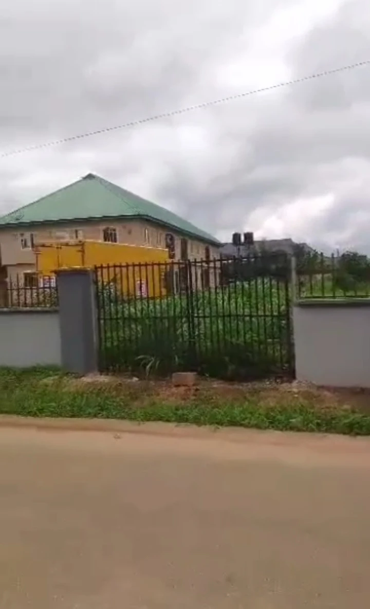 Land for Sale in Miller road, Edo cover picture