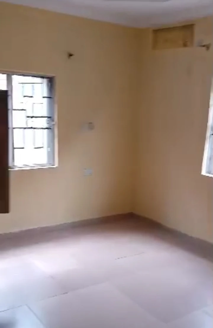 3 Bedroom Flat for Rent in Around anointed junction Sapele road, Edo cover picture