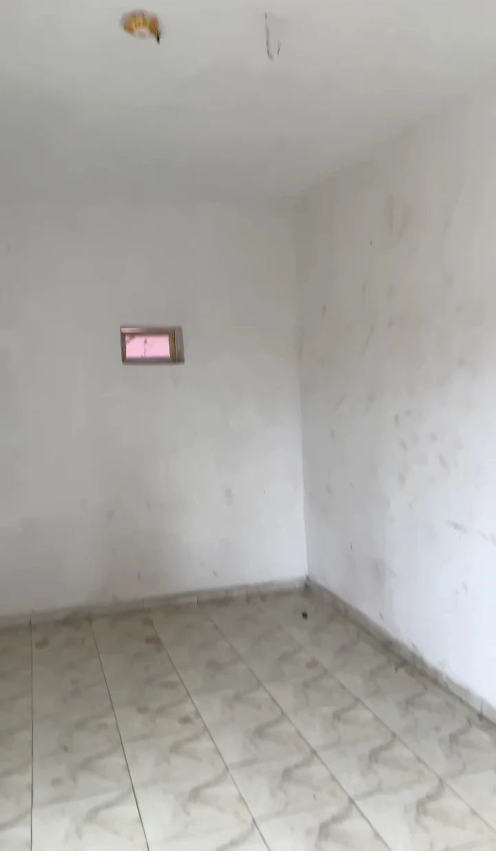 Store for Sale in Ogida Siloku, Edo