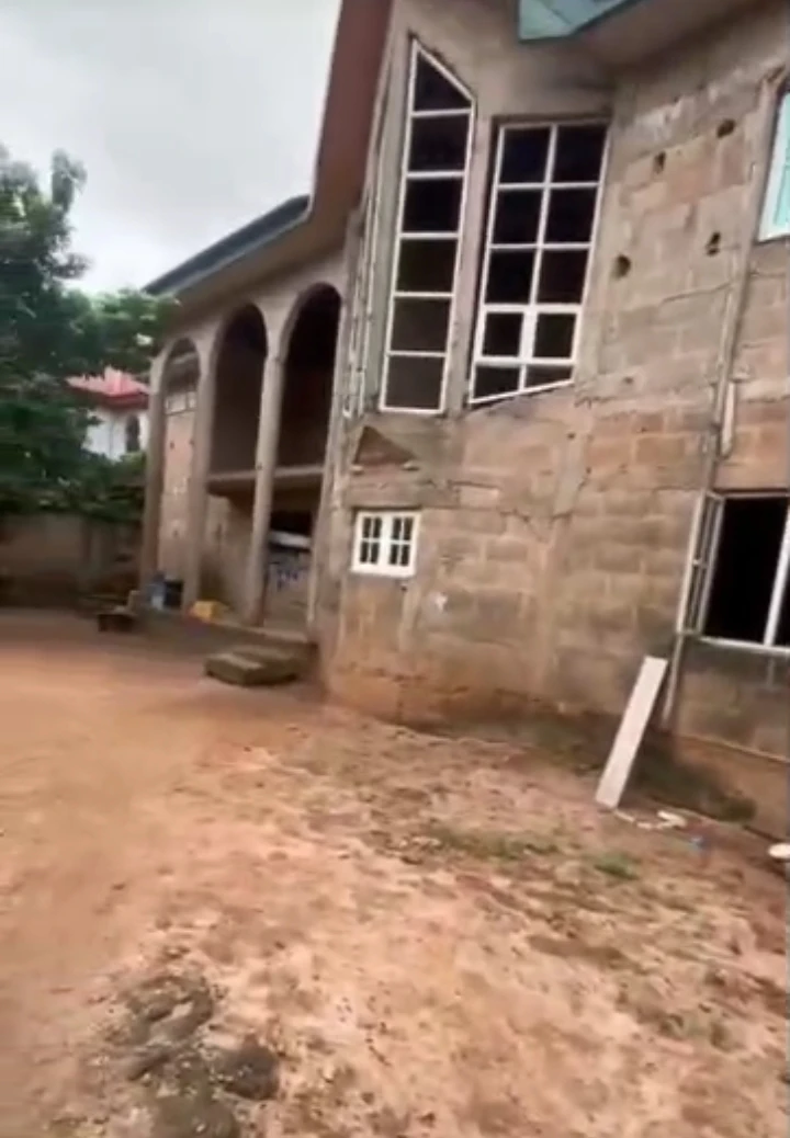Uncompleted Building for Sale in Gaius idubor oko central, Edo cover picture