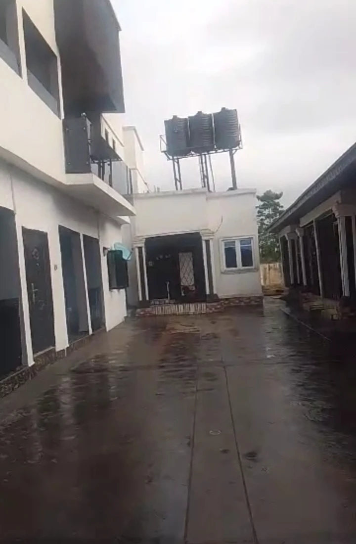 2 Bedroom Flat for Rent in Airport Road Extension, Edo cover picture