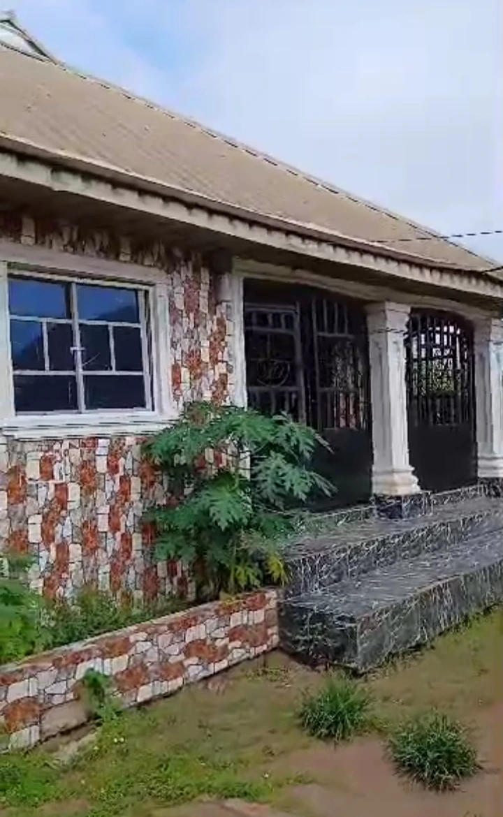 Bungalow for Sale in Obagie, Edo cover picture