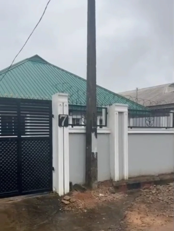3 Bedroom Flat for Sale in Irhirhi off airport road, Edo cover picture