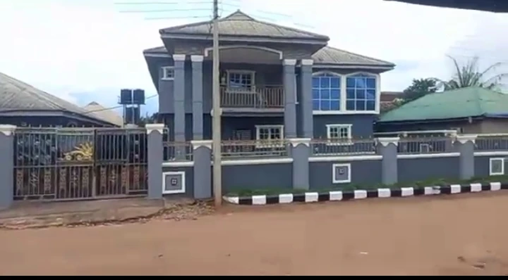 Duplex for Sale in okhun area by ugbowo, Edo cover picture