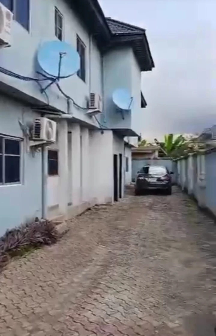 3 Bedroom Flat for Sale in Off ihama, off on off airport road, Edo cover picture