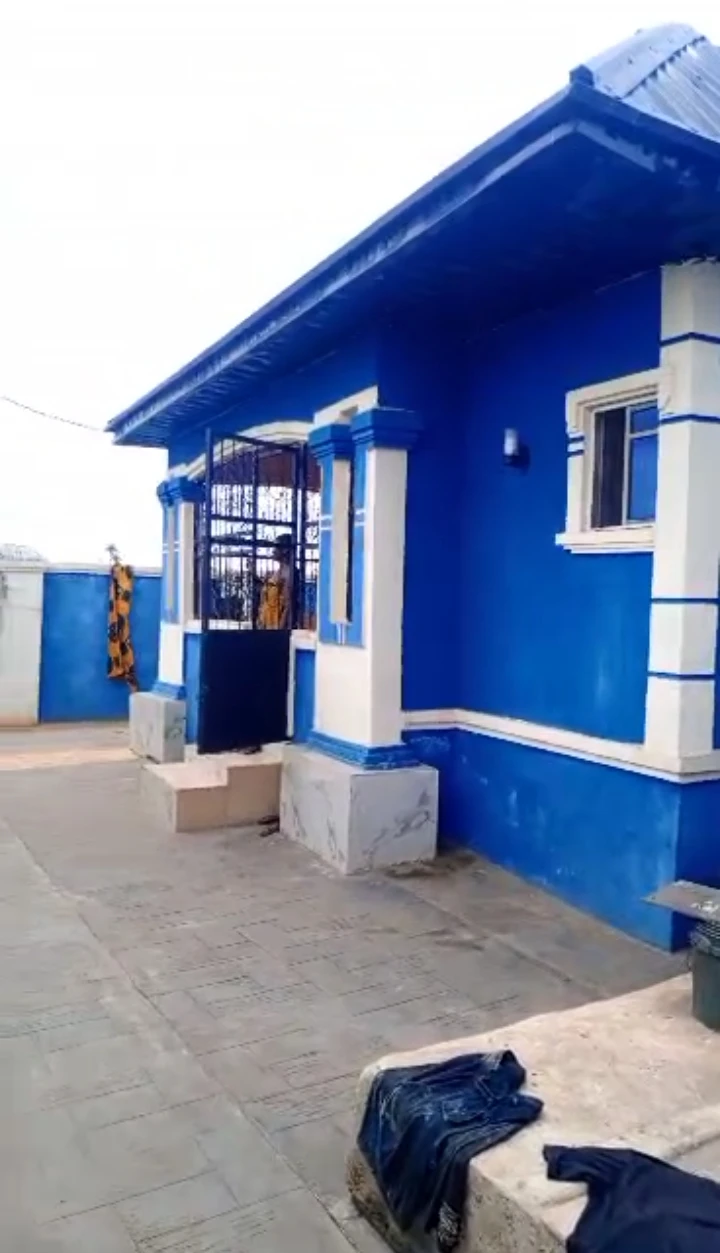 3 Bedroom Flat for Sale in Sapele road bypass, Edo cover picture