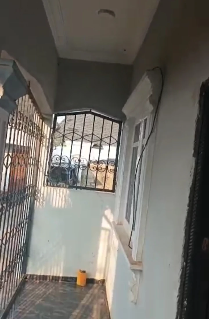 2 Bedroom Flat for Lease in Arougba quarters, Edo cover picture