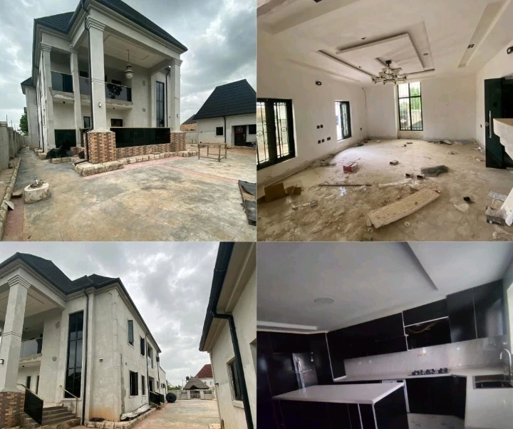 Duplex for Sale in ulemo community, Edo cover picture