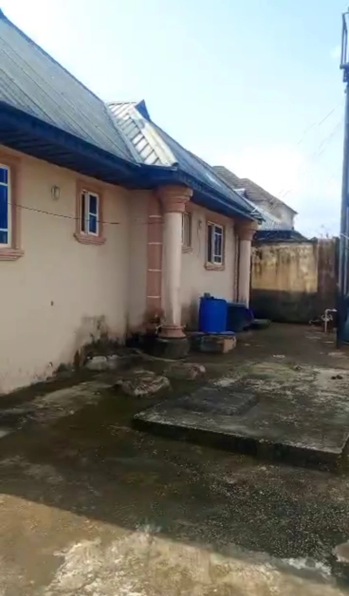 Bungalow for Sale in Ekae, Edo cover picture