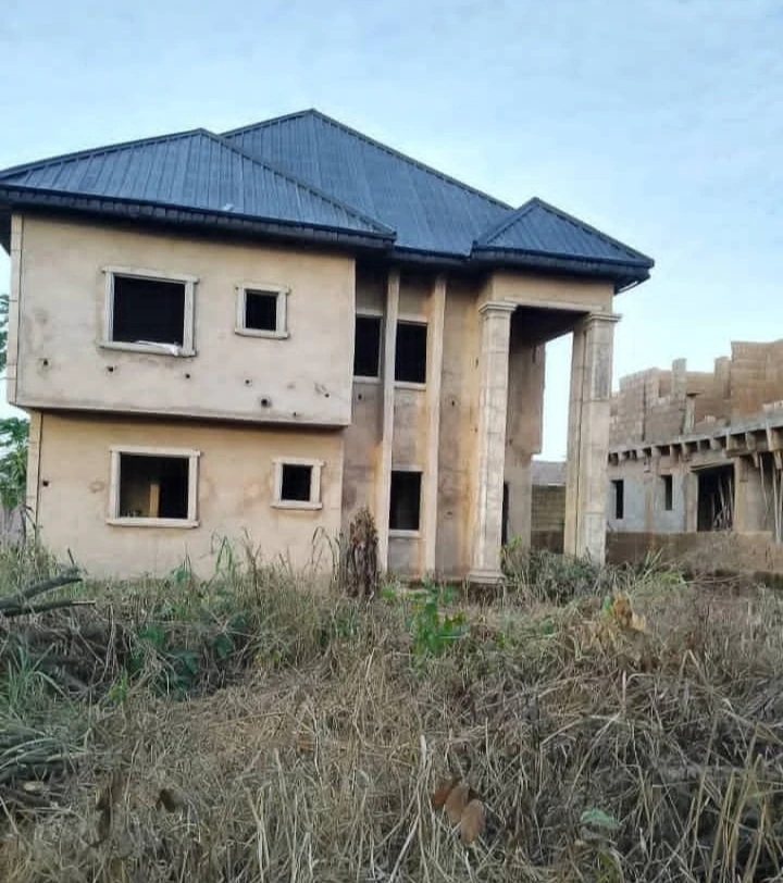 Uncompleted Building for Sale in Ebo community off airport road benin, Edo cover picture