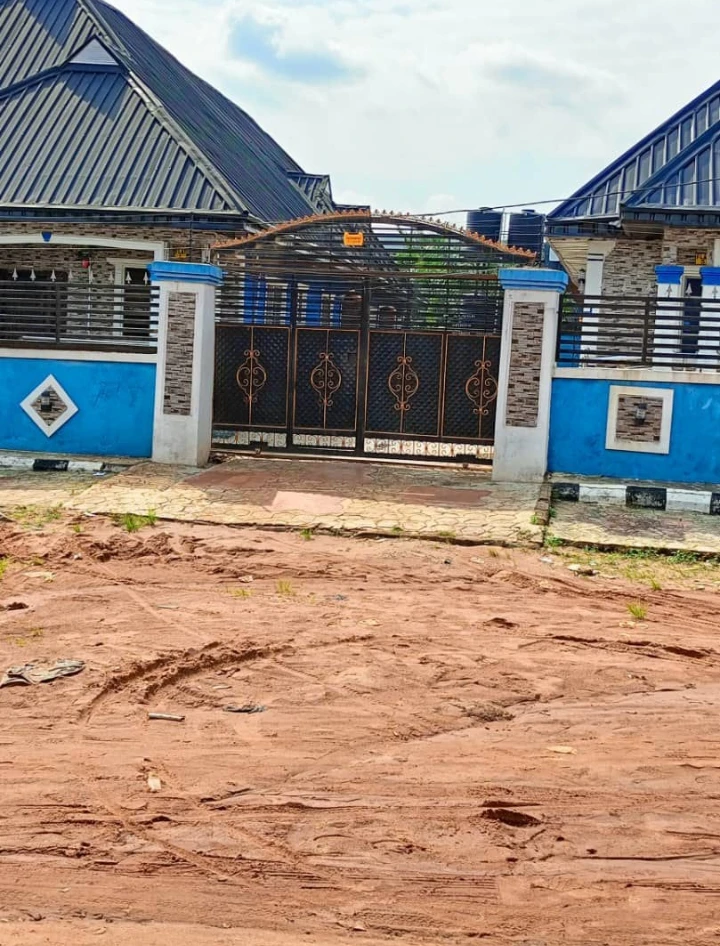 1 Bedroom Flat for Sale in Agbor park, Edo cover picture