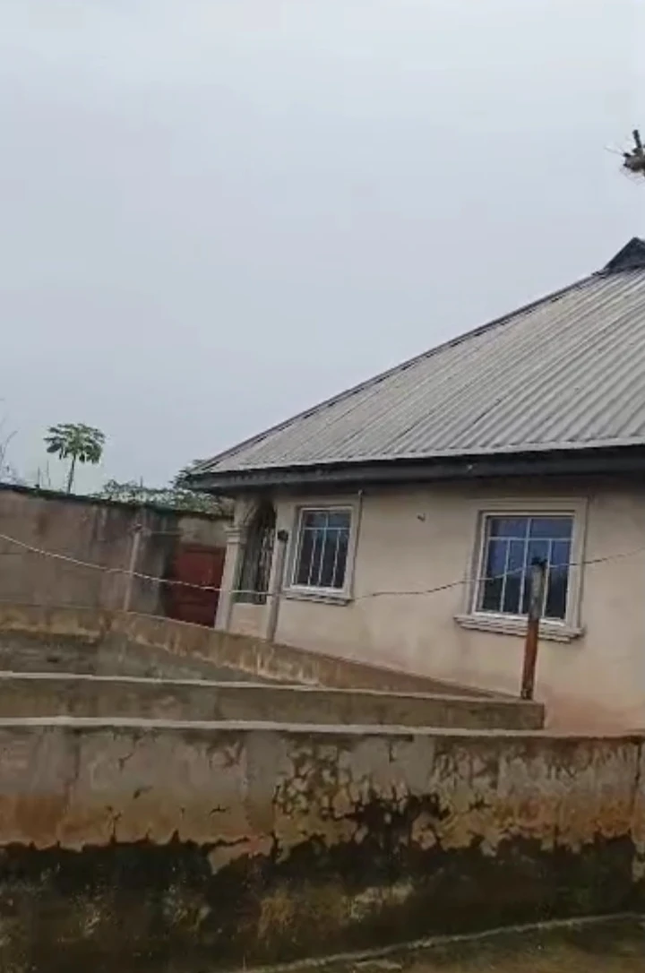 Bungalow for Sale in Ekae, Edo cover picture