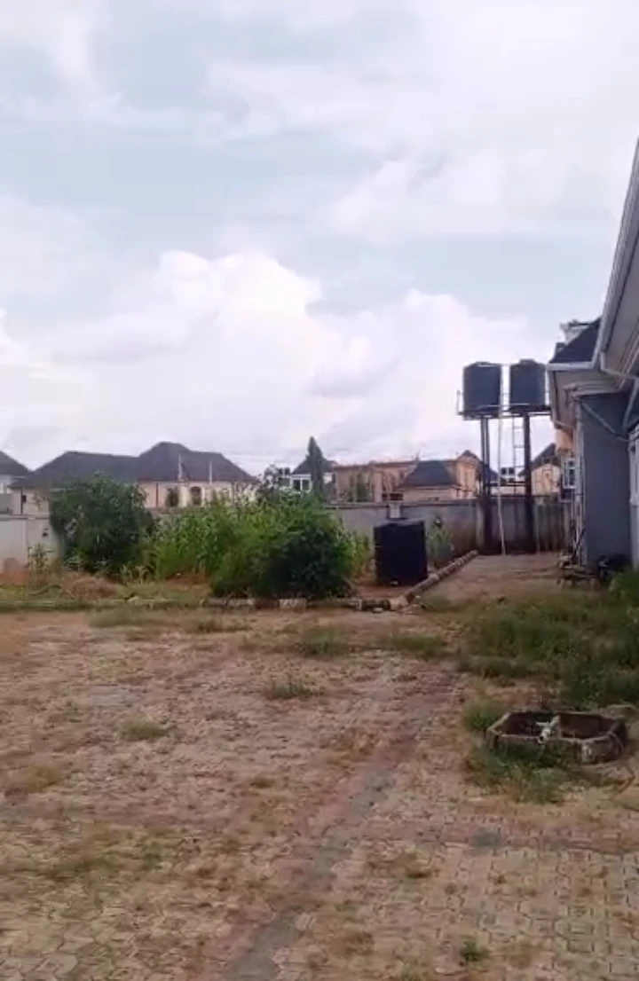 Bungalow for Sale in Okabere, Edo cover picture
