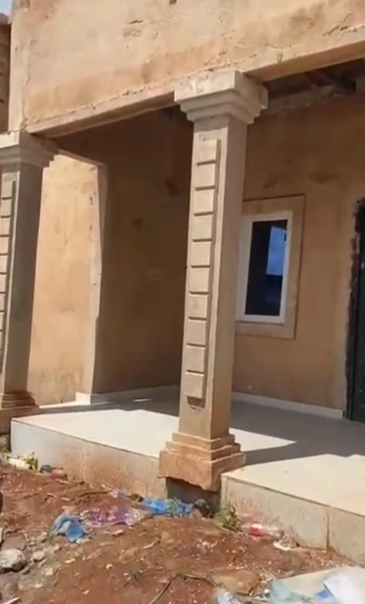 Bungalow for Sale in Ugbor Central, Edo cover picture
