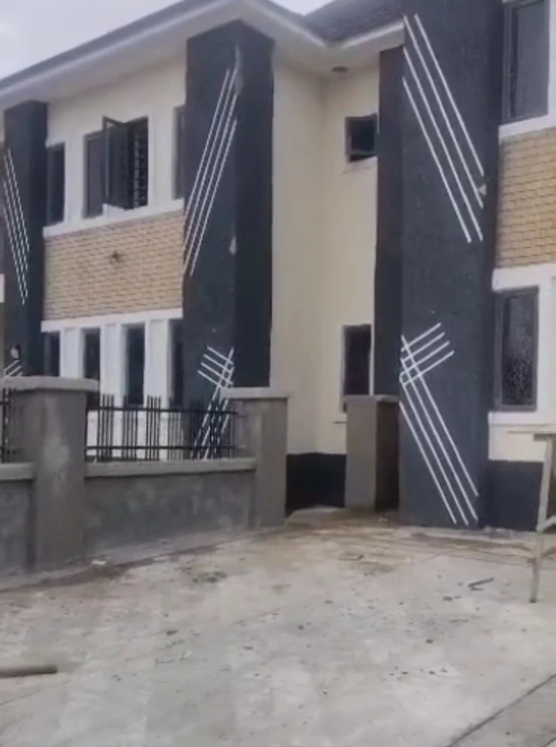 Duplex for Rent in Valley Estate, Enugu - Image 2