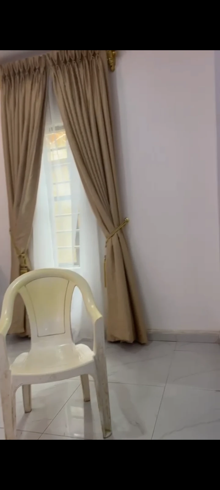 Bungalow for Sale in Across city gate, Delta - Image 3