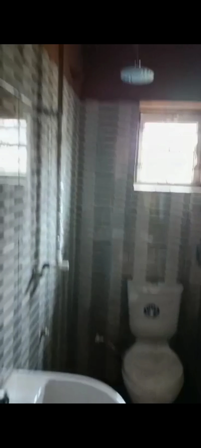 1 Bedroom Flat for Rent in Airport View, Delta - Image 2