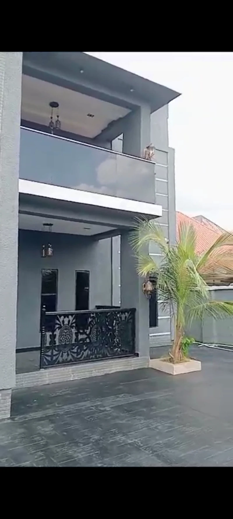 Duplex for Sale in Back of Mac Dons, Delta - Image 2