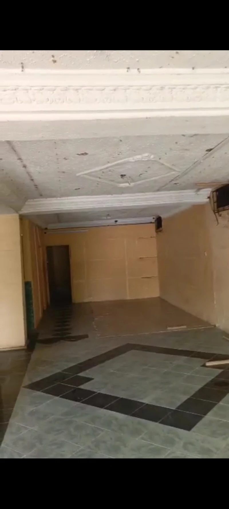 Store for Rent in Nnebisi road, Delta - Image 2