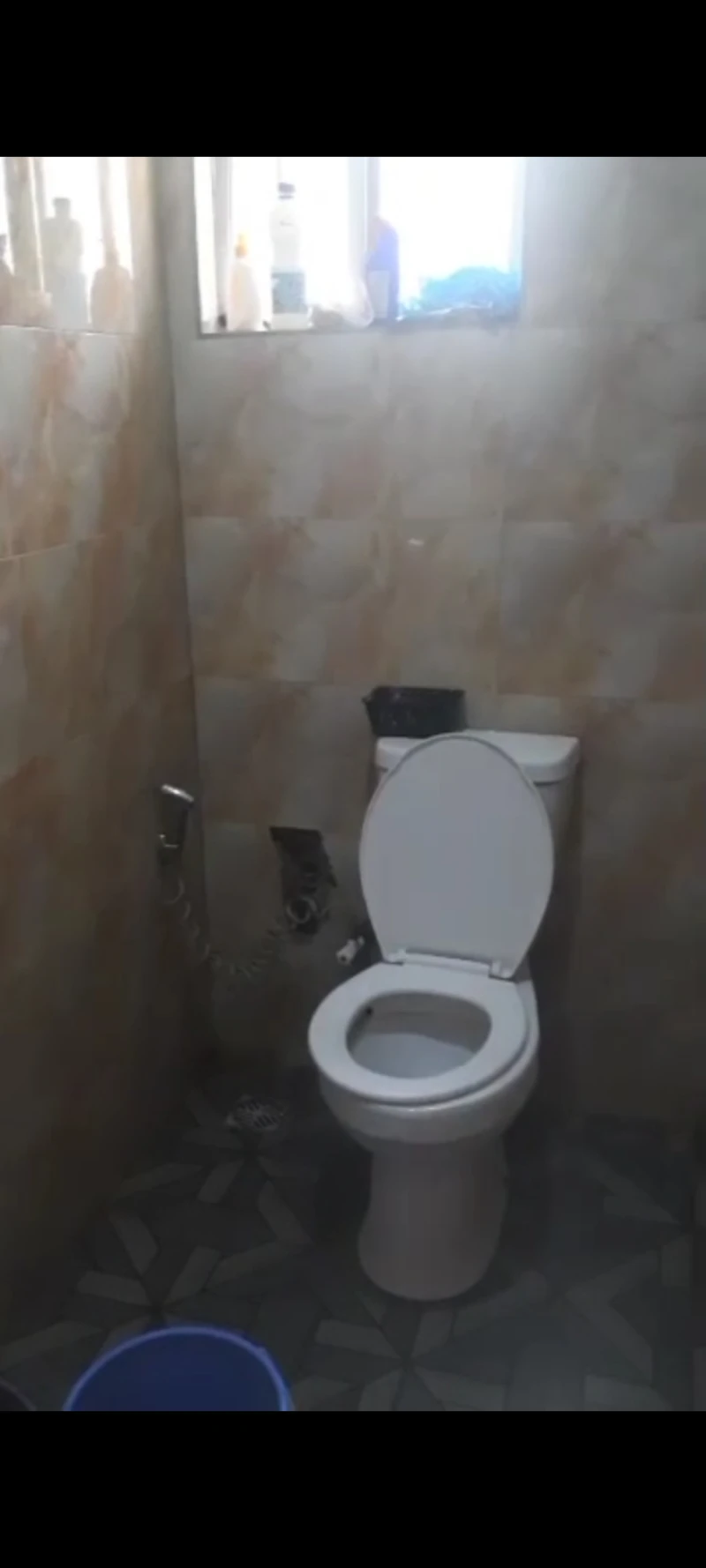 1 Bedroom Flat for Sale in Across summit, Delta - Image 4