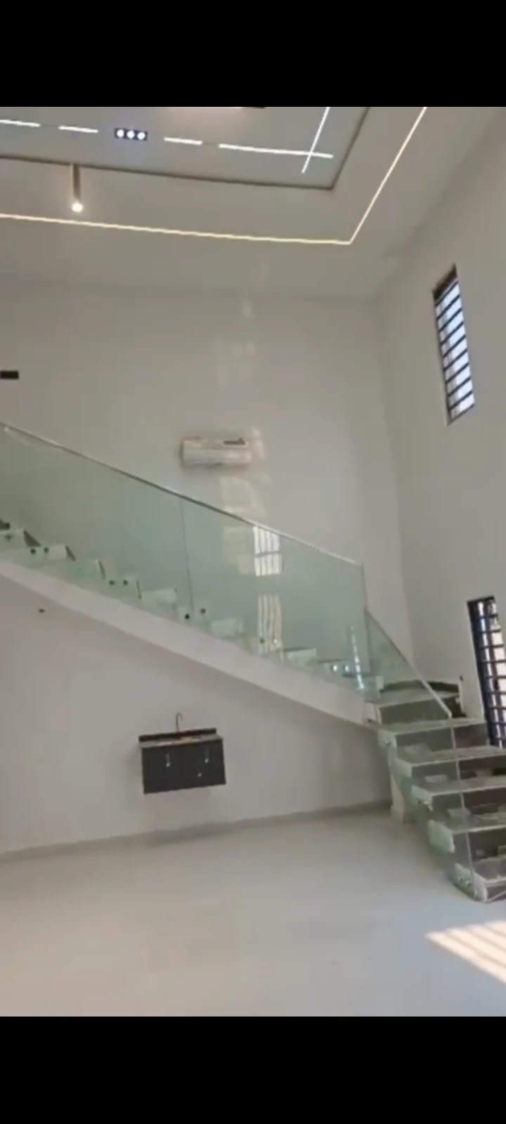 Duplex for Sale in DLA, Delta - Image 3