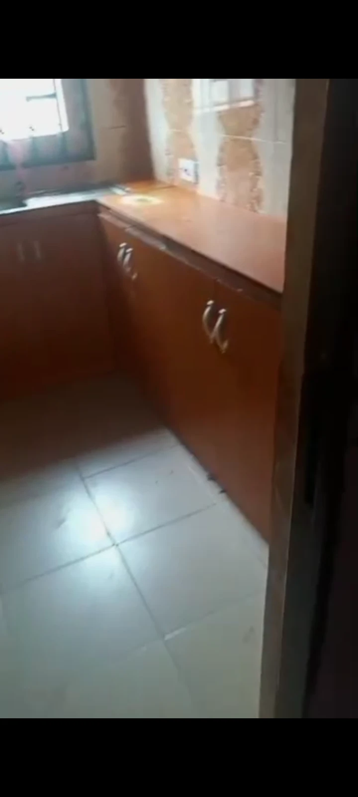 1 Bedroom Flat for Rent in Okpanam road, Delta - Image 1
