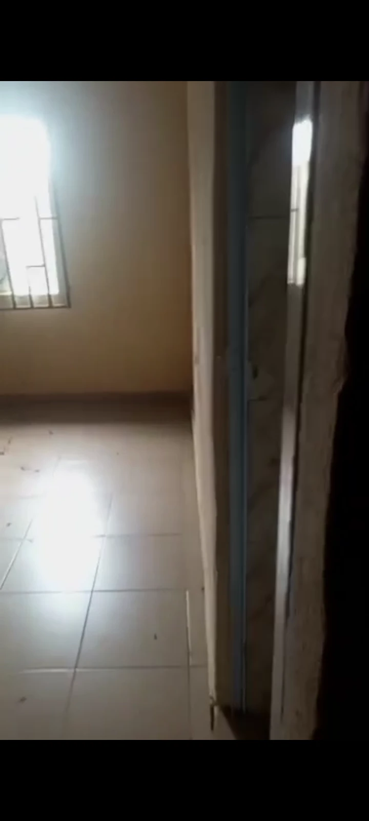 1 Bedroom Flat for Rent in Okpanam road, Delta - Image 4