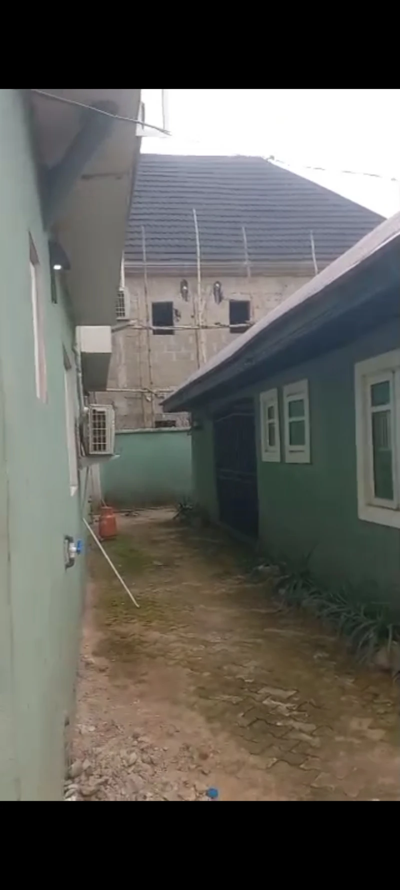 Duplex for Sale in Doctor's Street, Delta - Image 4