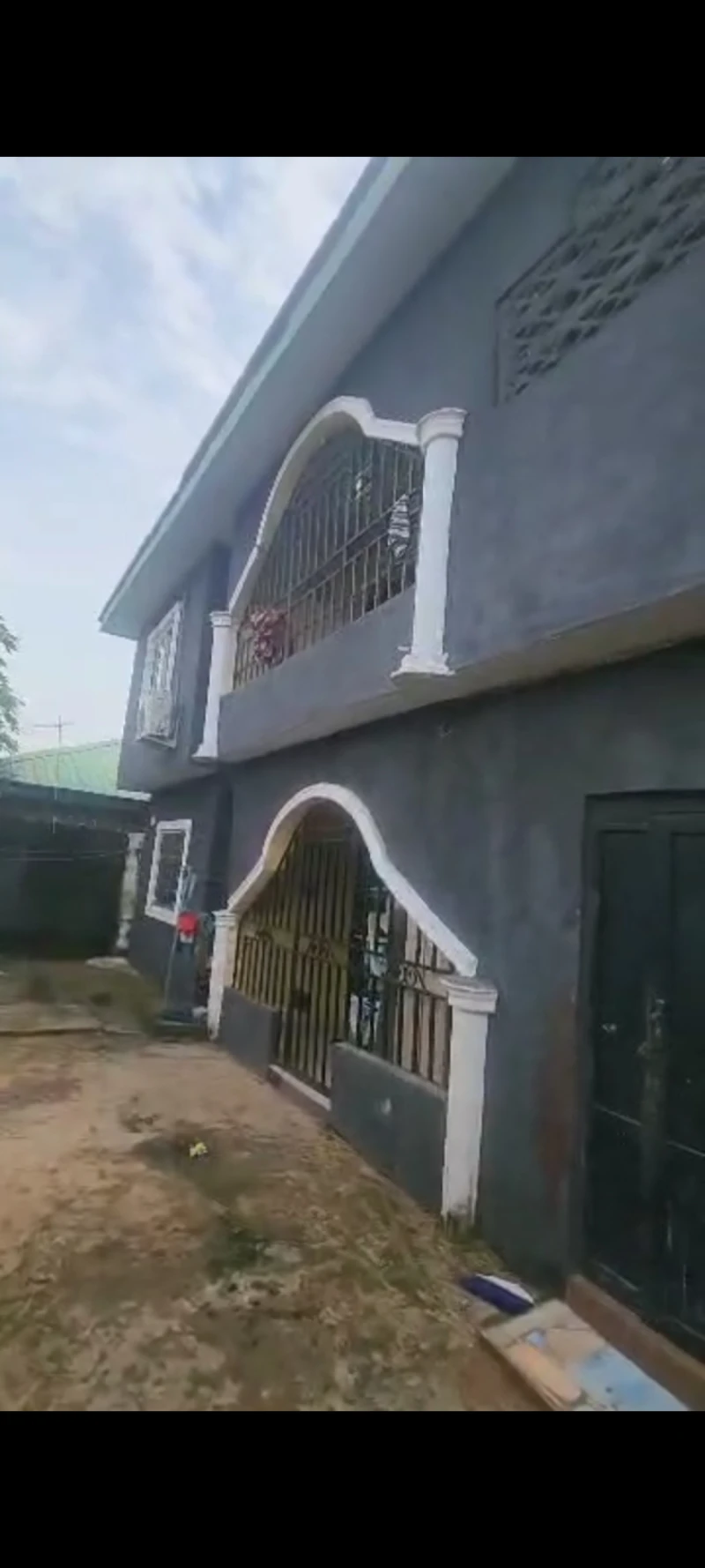 2 Bedroom Flat for Sale in Summit, Delta - Image 2