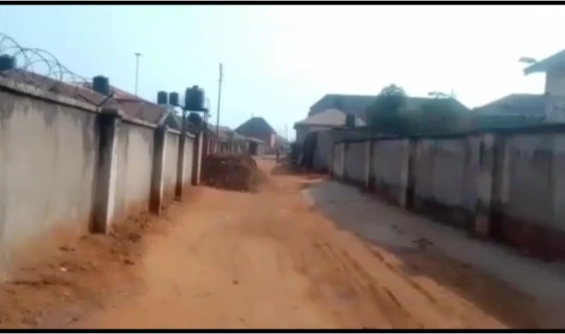 3 Bedroom Flat for Sale in Koka, Delta - Image 1