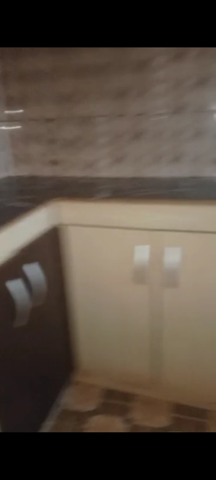 2 Bedroom Flat for Rent in Bonsaac, Delta - Image 2