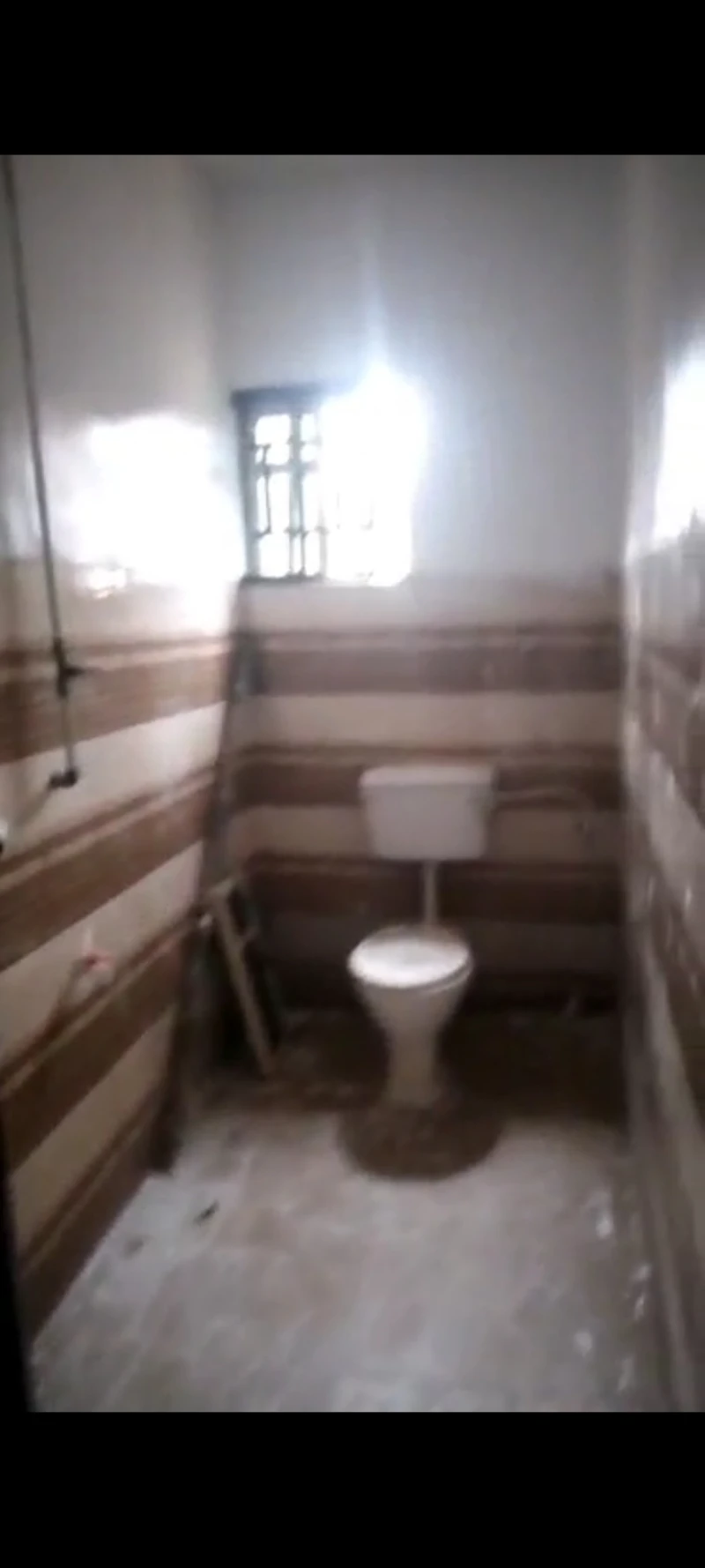 2 Bedroom Flat for Rent in Anwai, Delta - Image 2